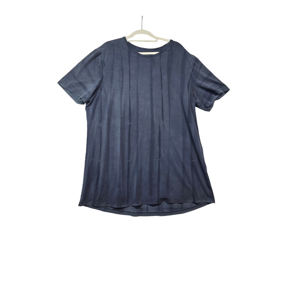 Lululemon 5 Year Basic Tee Vertical Spray Dye Navy Mens XL? Flaw